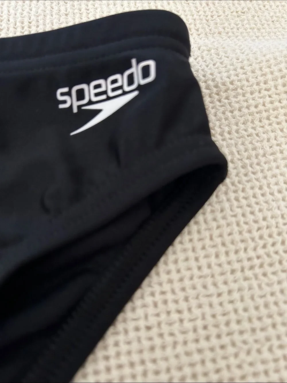 Speedo Pro LT boys black Brief size 26, NWOT